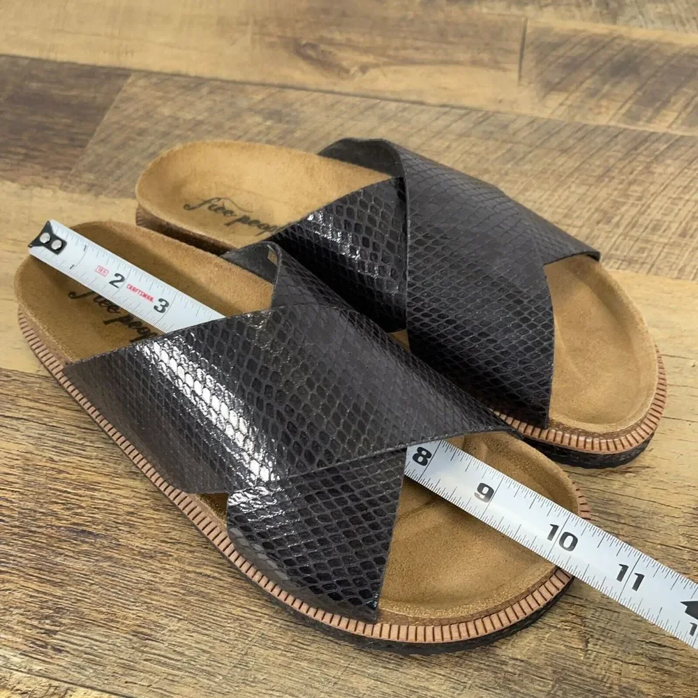 Free People Sidelines Footbed Cross Sandals Black Slides US Size 9 - EU 39 - Picture 11 of 11